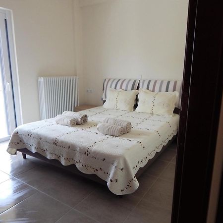Samaras Apartments In Kamena Vourla Extérieur photo