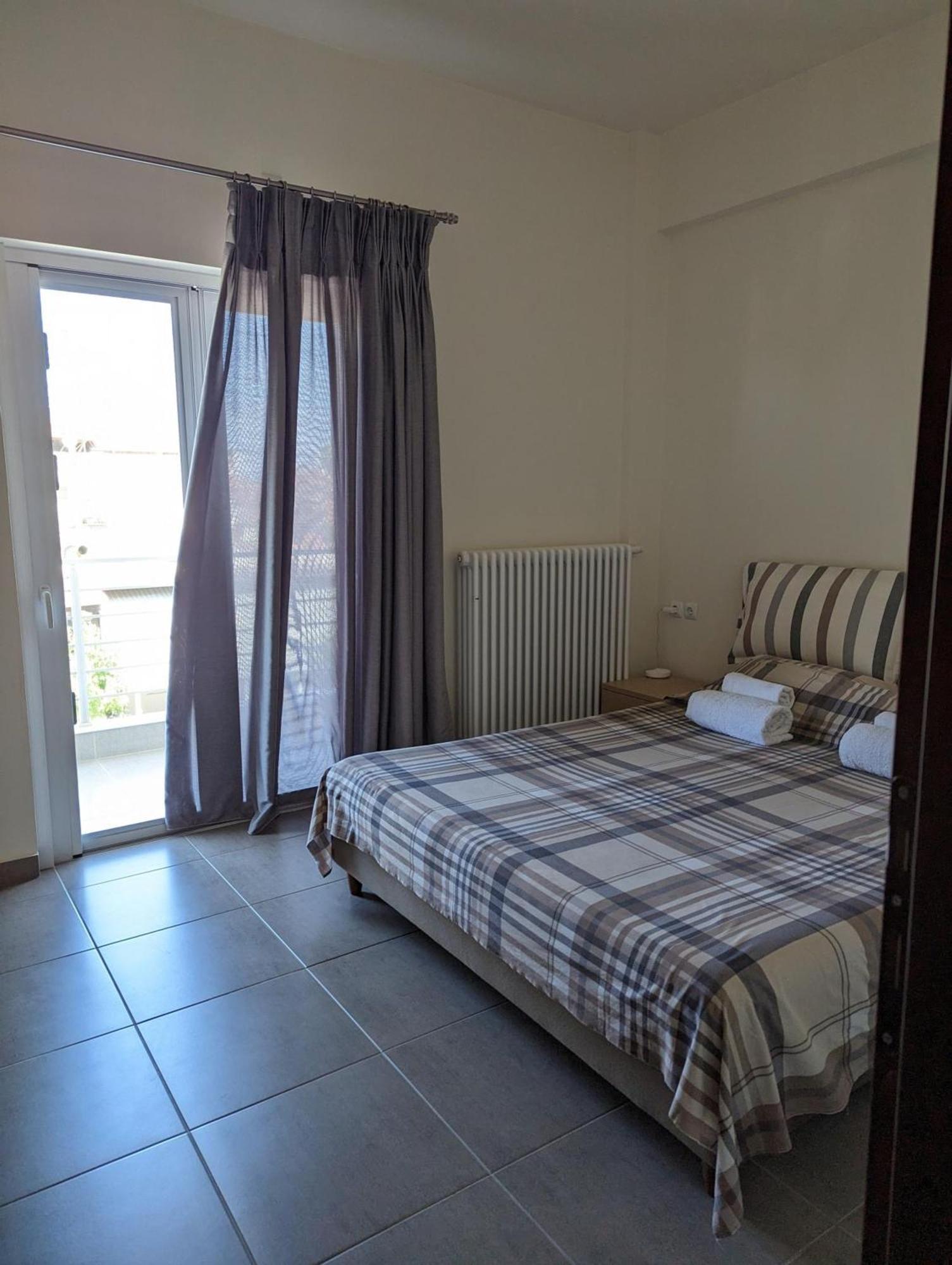Samaras Apartments In Kamena Vourla Extérieur photo