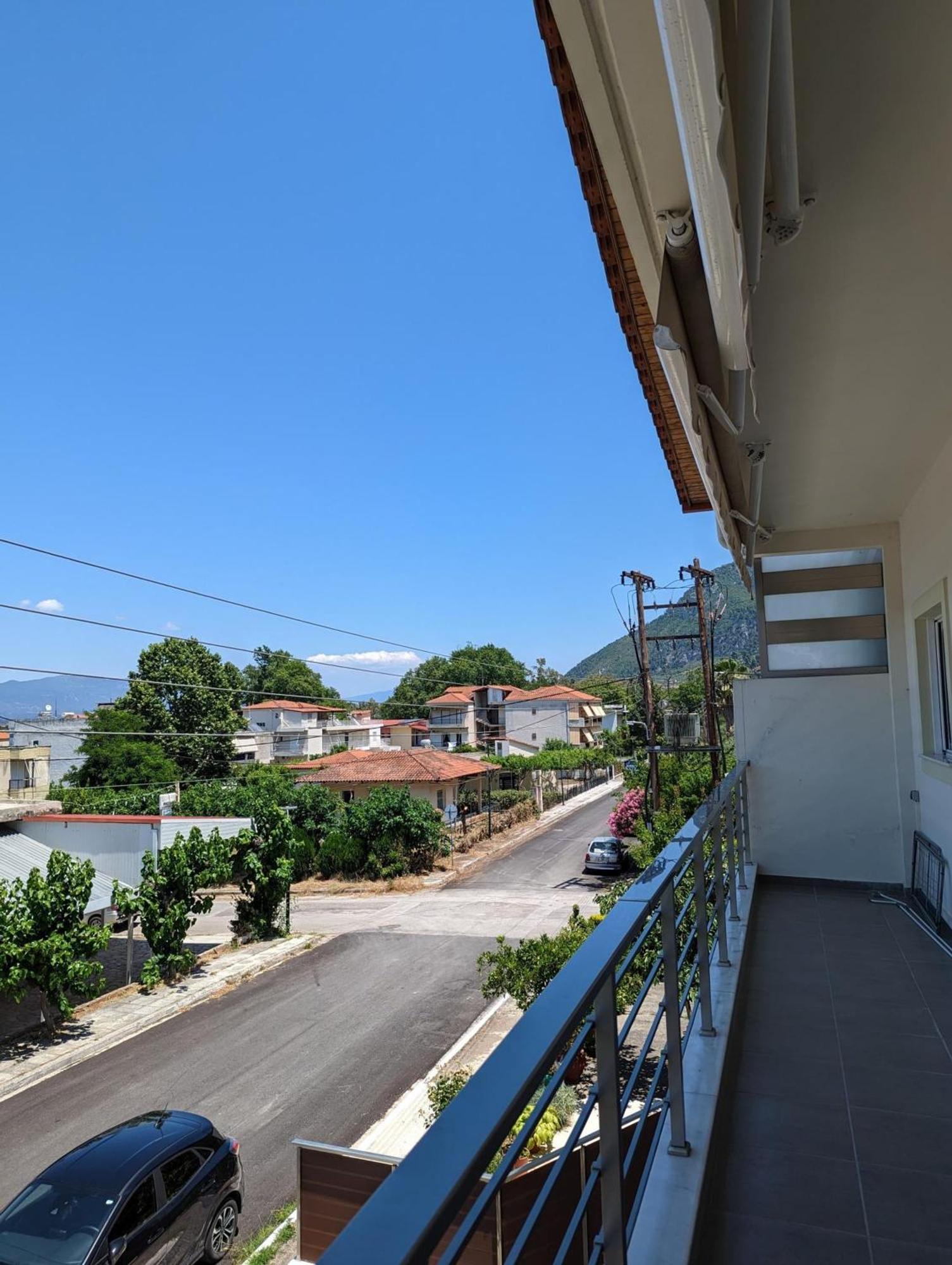 Samaras Apartments In Kamena Vourla Extérieur photo
