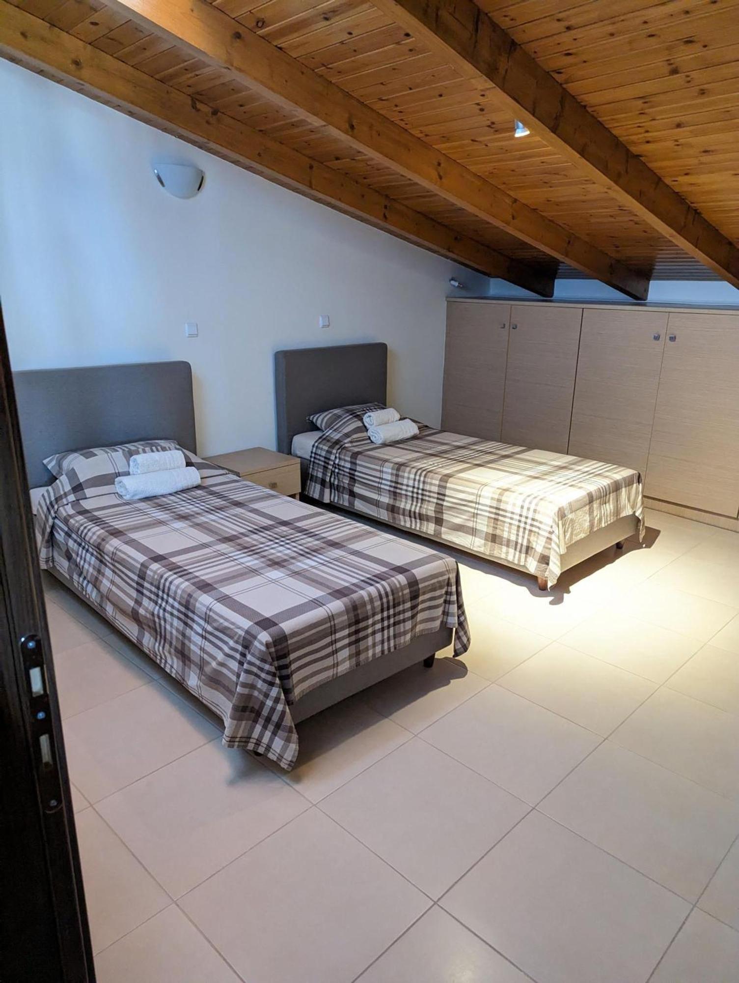 Samaras Apartments In Kamena Vourla Extérieur photo