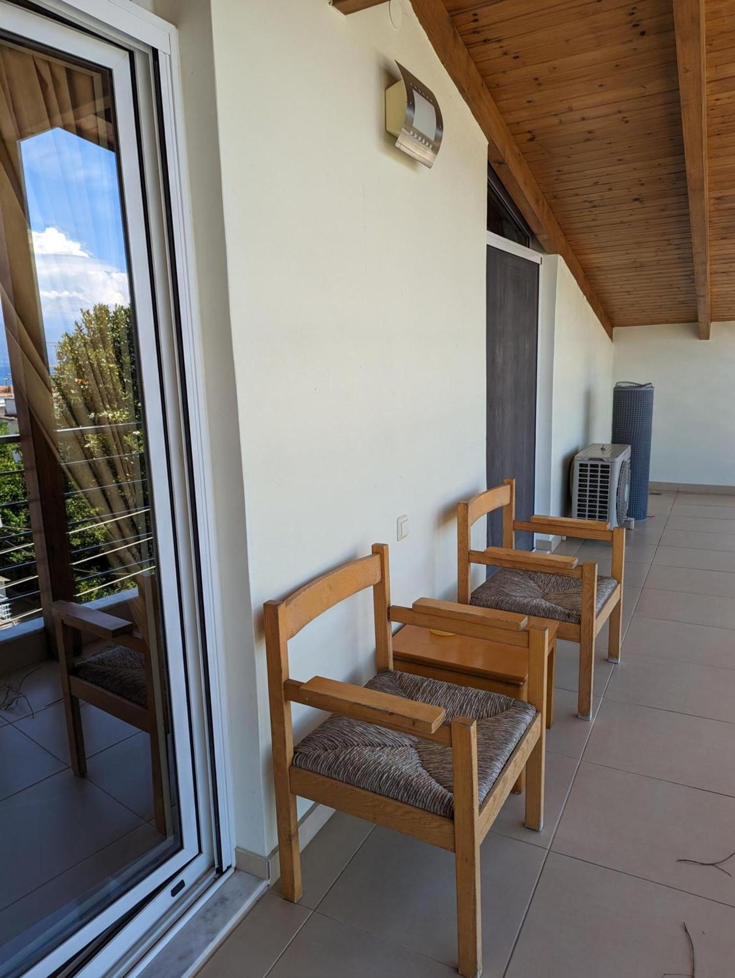 Samaras Apartments In Kamena Vourla Extérieur photo