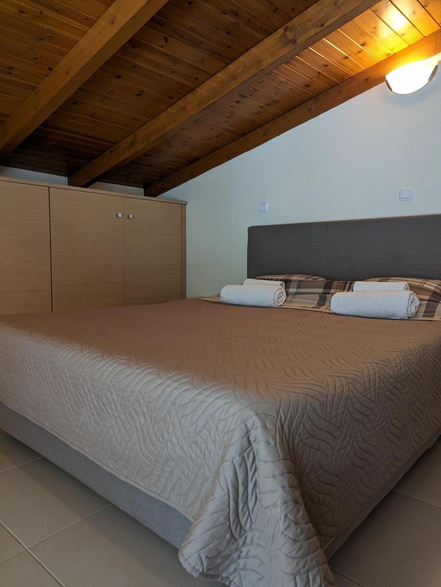 Samaras Apartments In Kamena Vourla Extérieur photo