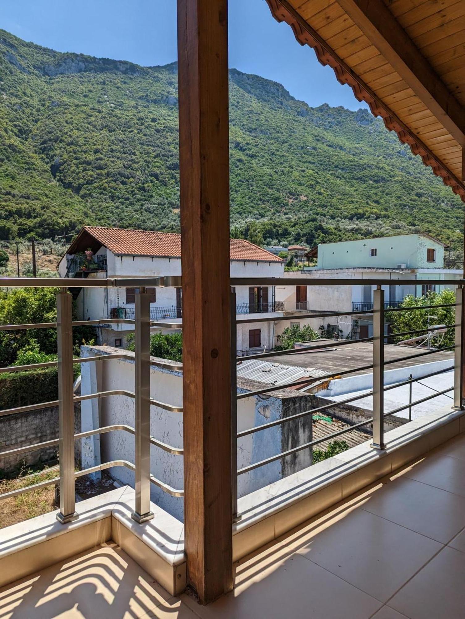 Samaras Apartments In Kamena Vourla Extérieur photo
