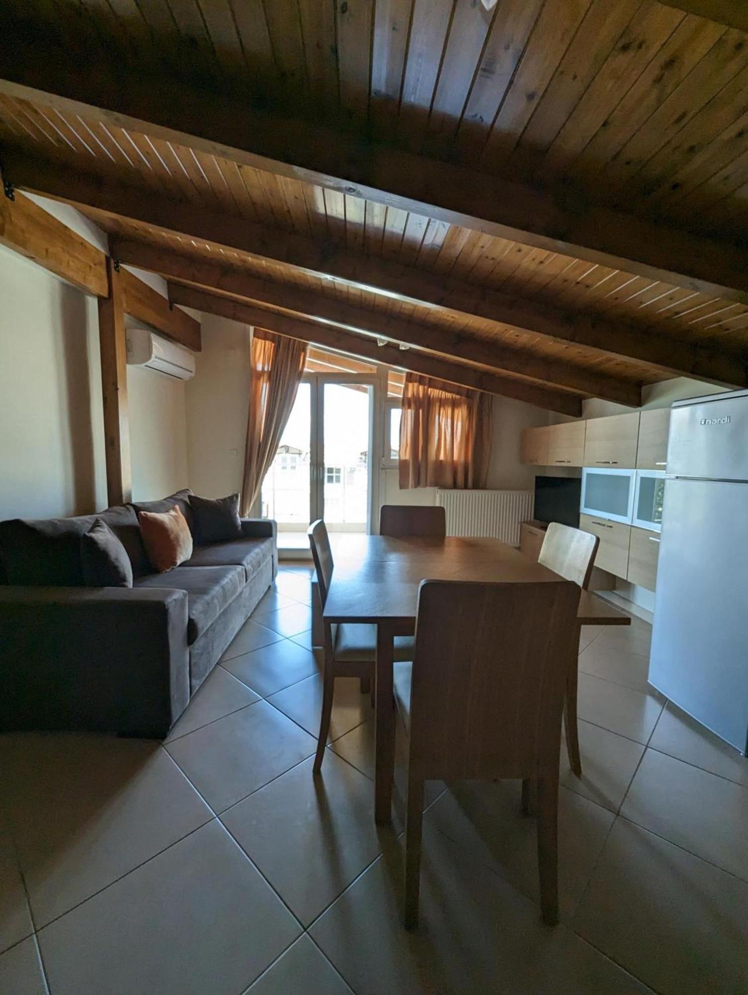 Samaras Apartments In Kamena Vourla Extérieur photo